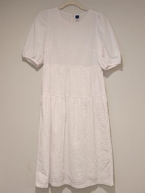 Old Navy White Seersucker Tiered Midi Dress with Puff Sleeves